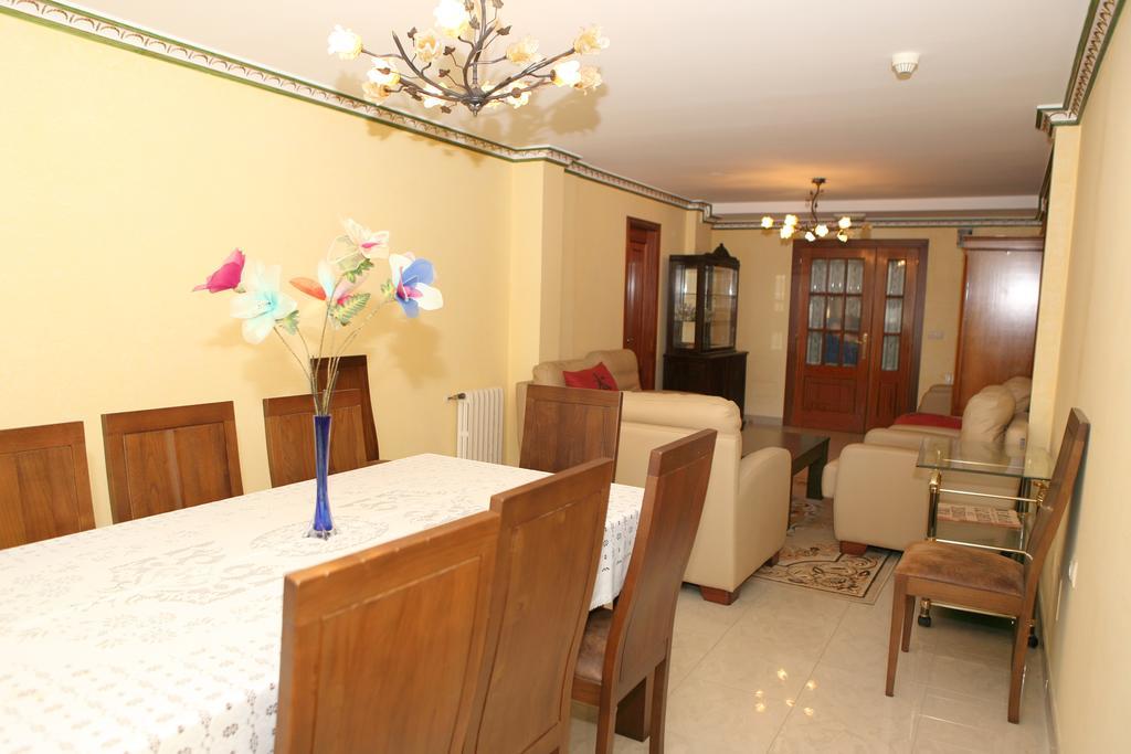 Hotel Santa Cruz 몬타오스 외부 사진